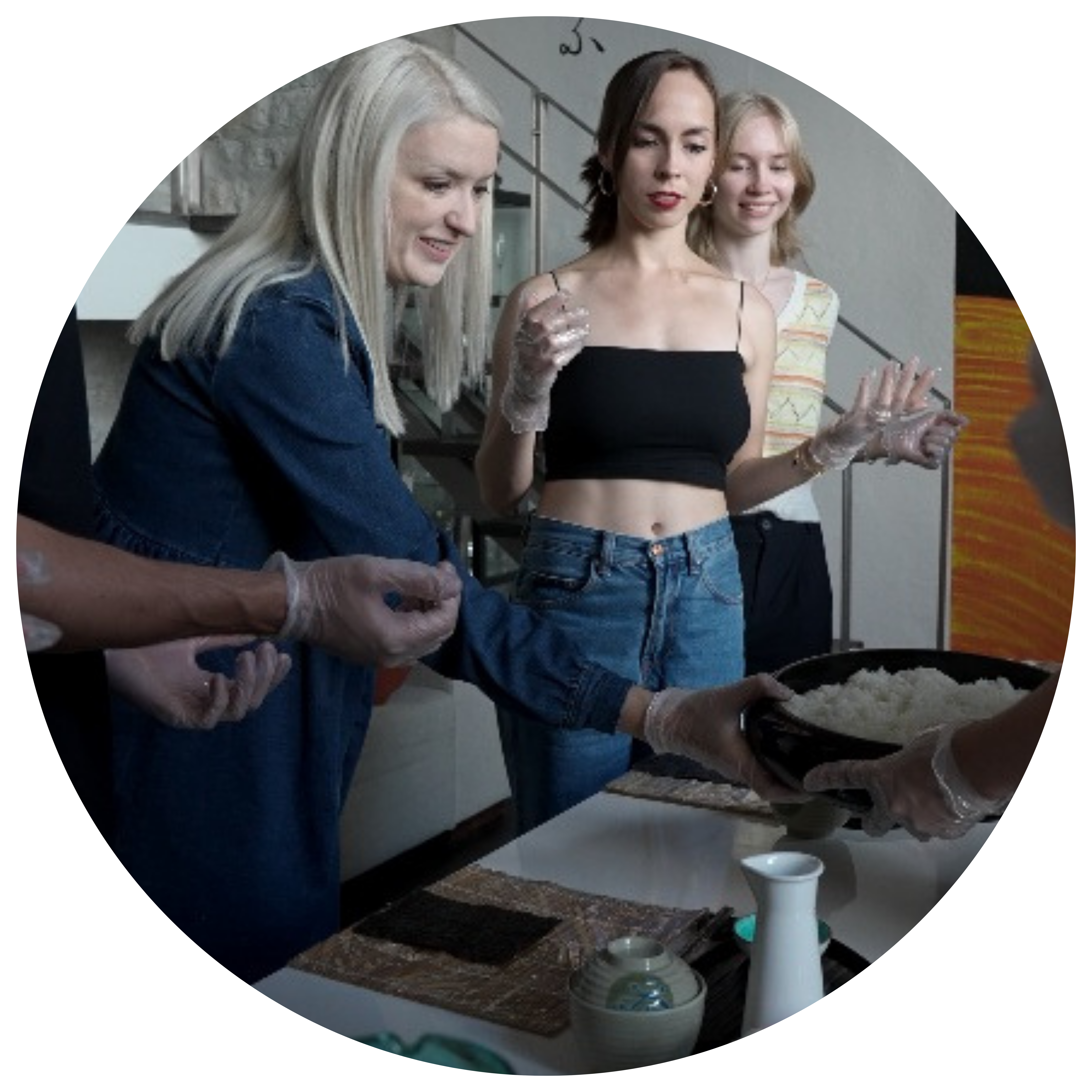 Sushi töötuba Tallinnas Sushimoni ruumis